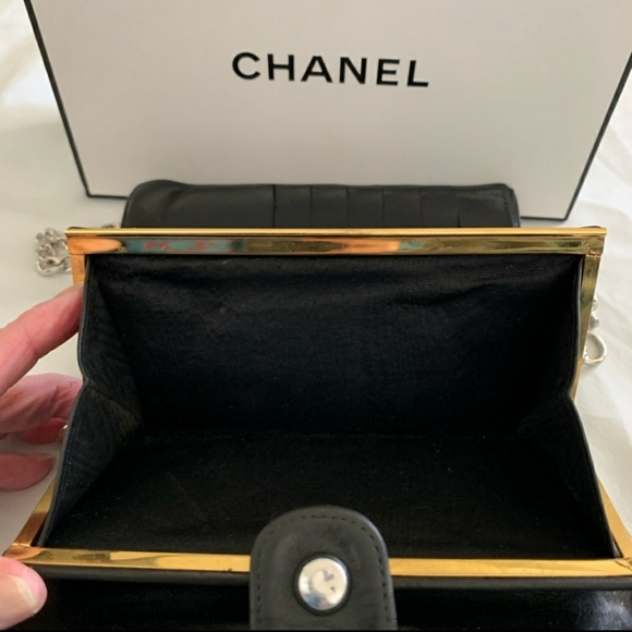 💥💥TRADE💥💥Chanel wallet/WOC - Picture 10 of 16